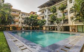 Treebo Aquamarine Arpora With Pool